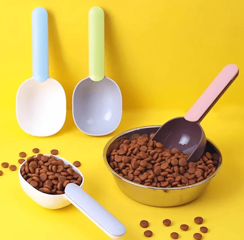 Long Handle With Clip Pet Food Scoop For Dog And Cat-Petroom