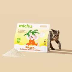 Michu plant-based kitten litter bag with tabby cat peeking beside, dust-free & fragrance-free for small pets