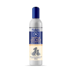Fido's Gentle & Mild Puppy & Kitten Shampoo 250ml bottle for dogs and cats, hypoallergenic and soap-free formula.