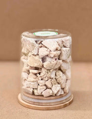 Freezy Paws Freeze Dried Human Grade Chicken Breast Catnip Cat Treats 80g in clear jar.