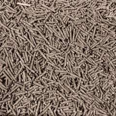 Natural cat litter pellets for odor control and easy cleanup, ideal for pet owners seeking eco-friendly pet supplies.