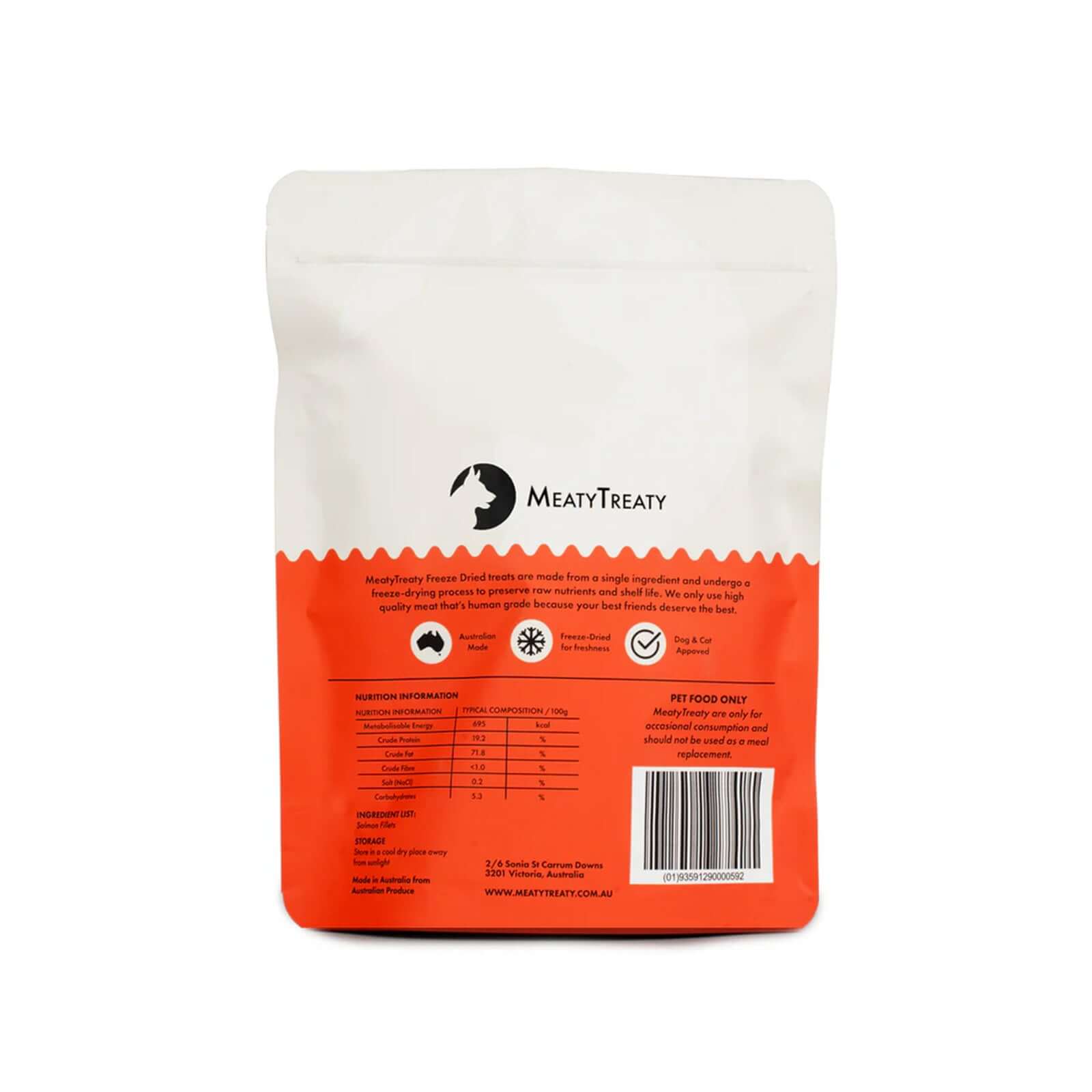 Salmon Fillet Freeze Dried Treats For Cats & Dogs 80g packaging showcasing ingredients and nutritional information.