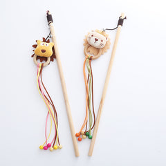 Indie-Style Wooden Cat Teaser Wand Cat Toy – Bear & Lion Design