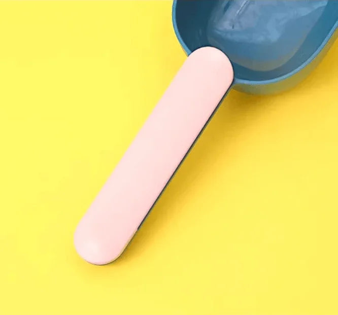 Long Handle With Clip Pet Food Scoop For Dog And Cat-Petroom