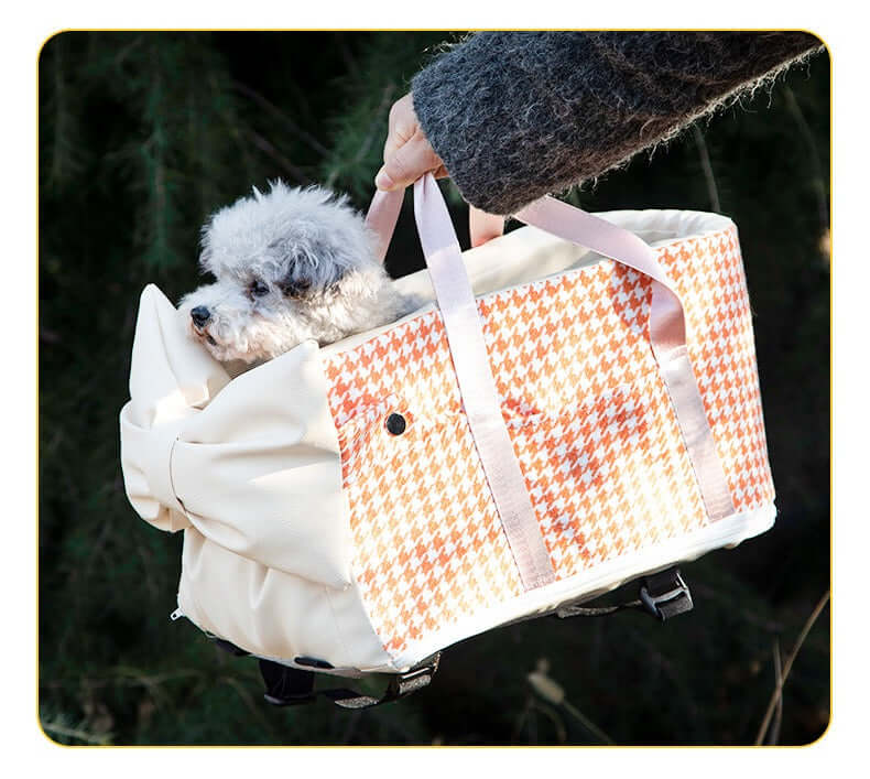 Centre Console Dog Car Seat with Safety Leash & Bow Pillow for safe pet travel in style.